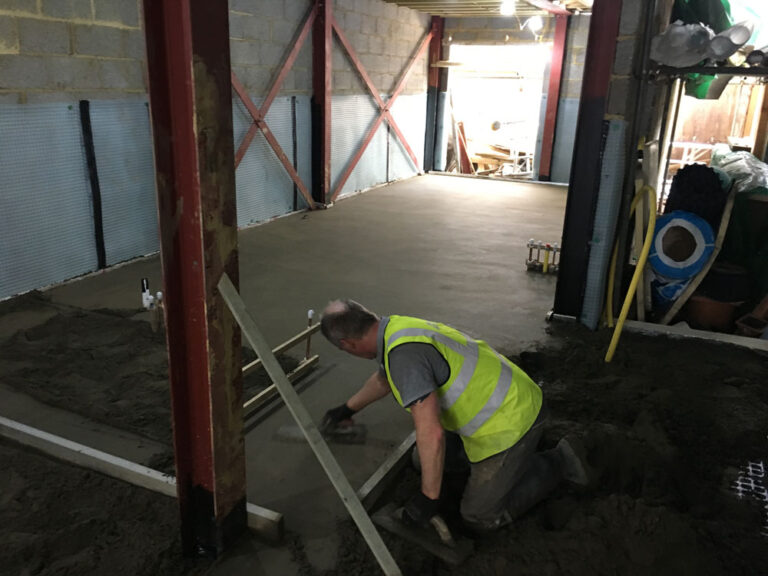 How Long Does Screed Take to Dry